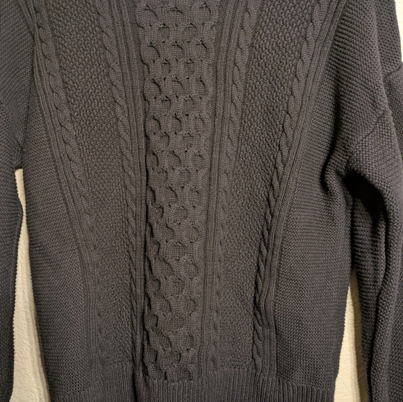 Gap Size Large  Women's Black Cable Knit Sweater Pre-owned - Picture 3 of 7